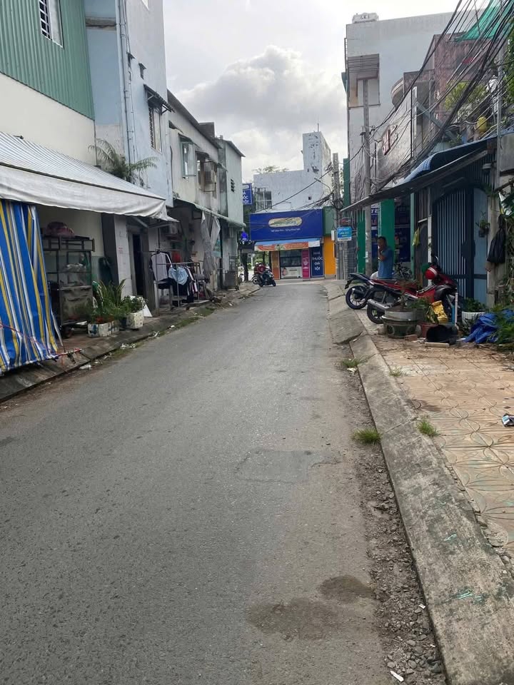 Nhà Mặt Tiền Hẻm 577 Đường 30/4, Cần Thơ - 50m², 4 Triệu/Tháng