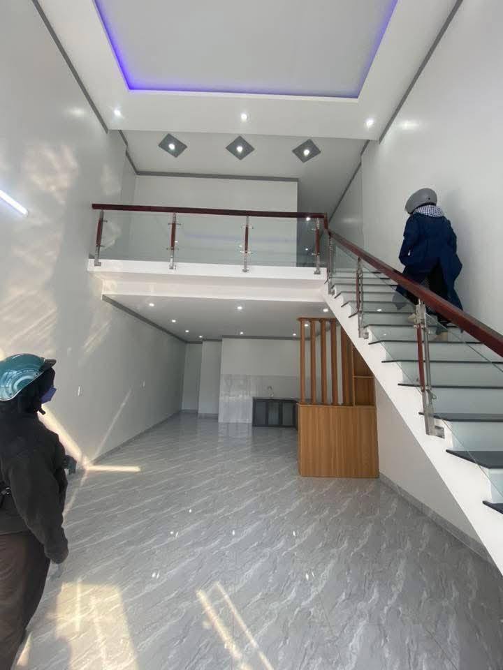 Nhà Riêng Bình Lợi 100m² giá 1.8 tỷ - Ô tô vào tận nhà!