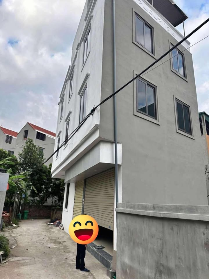 Nhà 52m² Hà Đông - Sổ Sẵn, Ô tô Đỗ Cửa, Chỉ 2 Tỷ