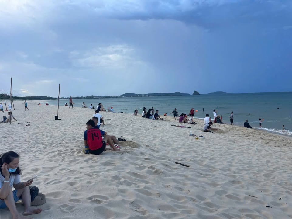 Đất Vàng 2500m² Phú Yên - Sát Biển 200m, Giá Đầu Tư 8xx Triệu