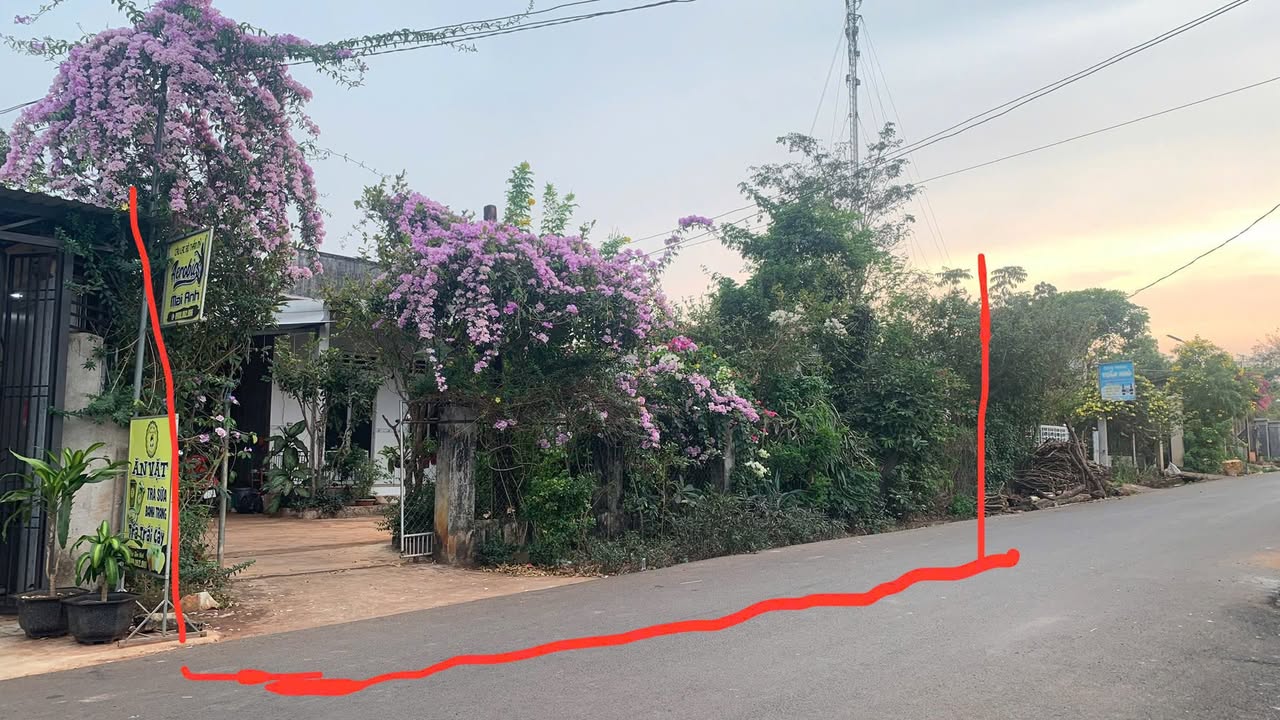 Bán Đất Xã Hòa Hiệp 300m² - Sổ Hồng Chính Chủ, Gần Chợ, Trường