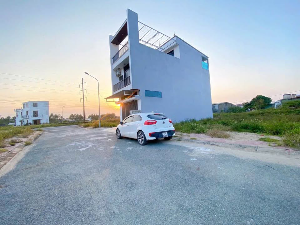 Đất đấu giá Vinh Tân 108m² - Sổ đỏ sẵn sàng, đường 12m, cách Chợ Vinh 1km