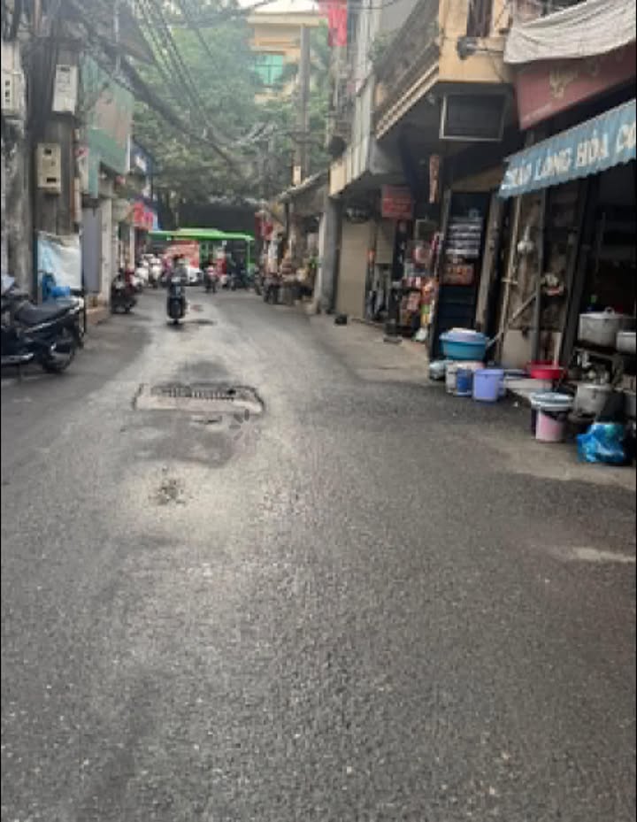 Nhà Mặt Ngõ Thông Ô Tô - Kinh Doanh Nhỏ - 37m² - Hai Bà Trưng - 6.x Tỷ