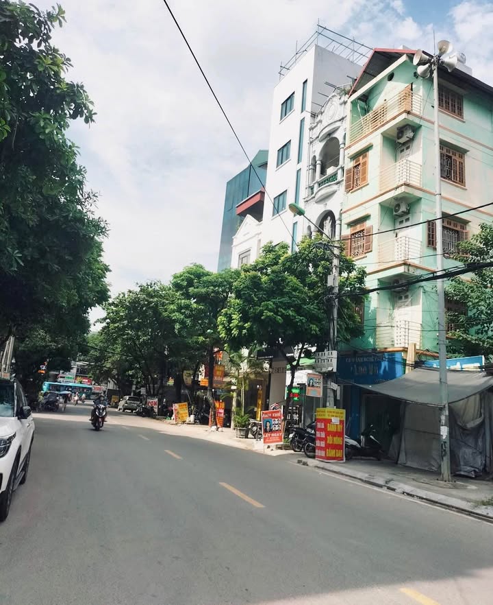 Nhà Dịch Vụ 7 Tầng Thang Máy, MT Rộng 50m² - Dương Nội, Hà Đông