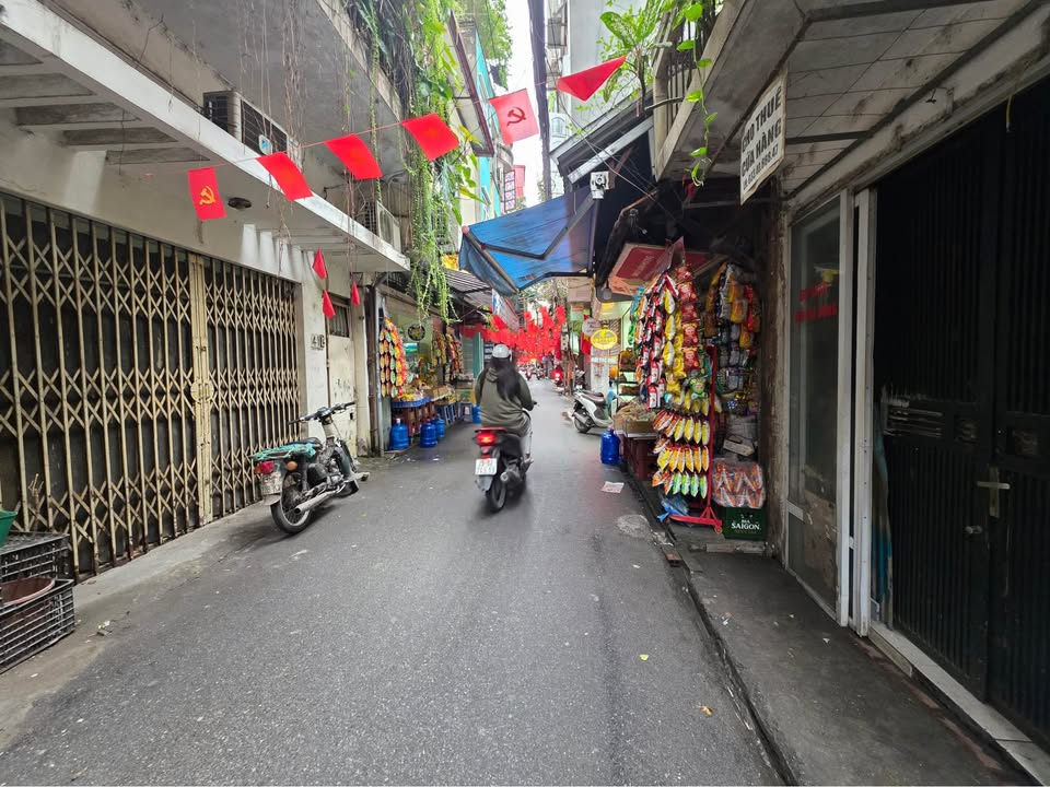 Nhà Mặt Phố Văn Chương Đống Đa 75m² - Kinh doanh vàng, nhỉnh 28 tỷ