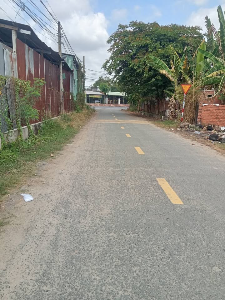 Đất thổ cư 121.5m² gần Chợ Bàu Năng, Dương Minh Châu - 850 triệu