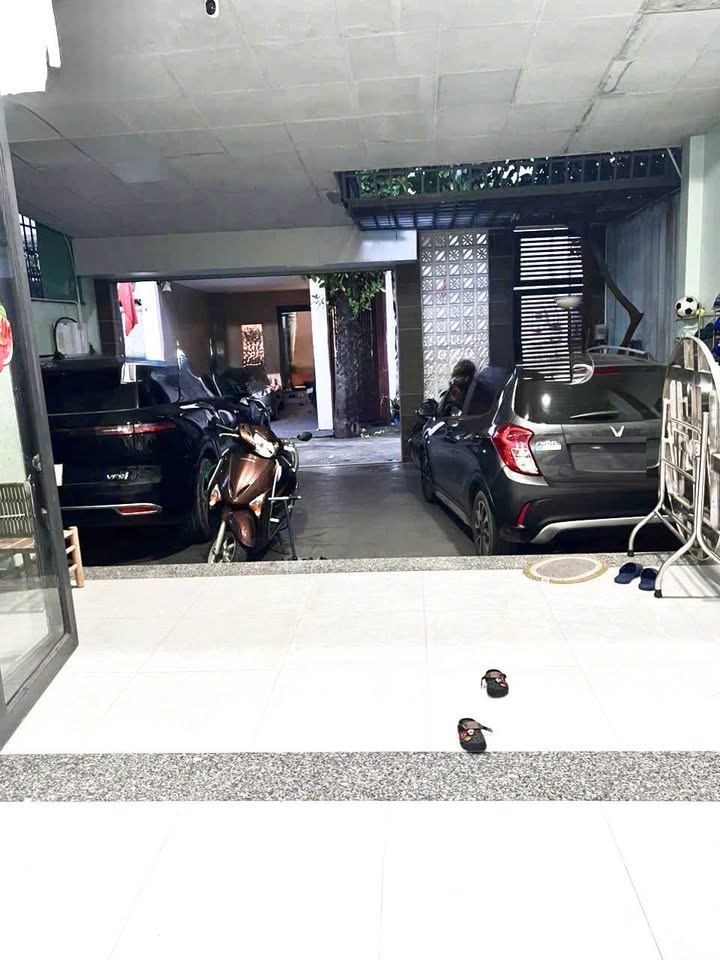 Nhà cấp 4 Linh Trung 201m² 14 tỷ - Ô tô vào tận nhà