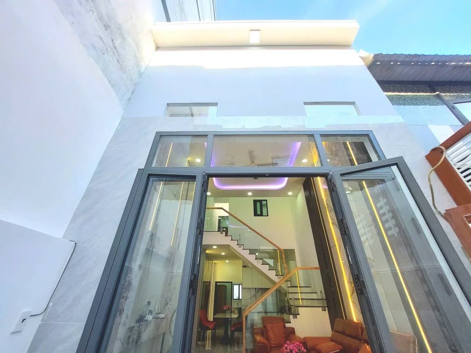 Nhà Đường Số 2 Gò Vấp 62m² - Ngay Cổng Trường Phan Chu Trinh, Tặng Full Nội Thất