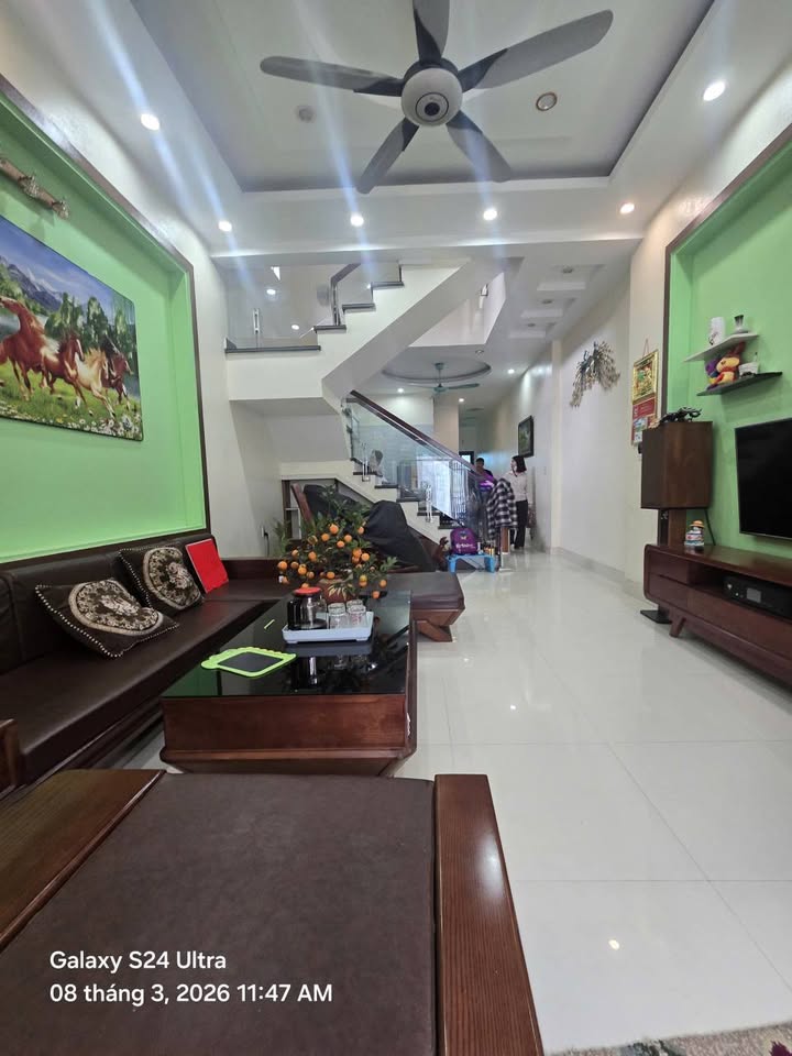 Nhà Phố Nhị Châu Quận 3 - 81m² 2 Tầng Sổ Hồng Chính Chủ