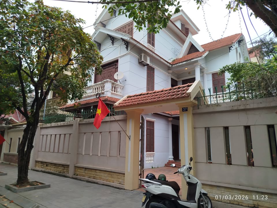 Cho thuê nhà vườn 360m² Phường Đông Thành, Hoa Lư - Sẵn sàng làm VP CTY, Chuyên gia