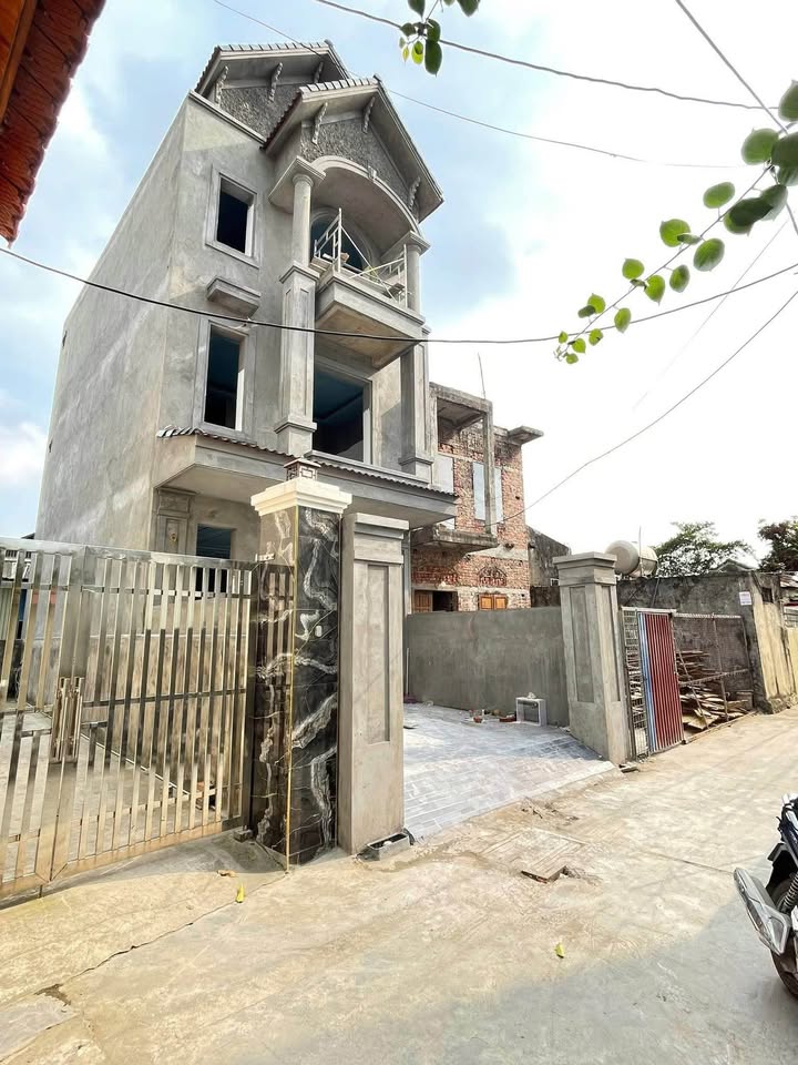 Nhà 3 tầng An Hưng 74m² – Thiết kế tân cổ điển sang trọng