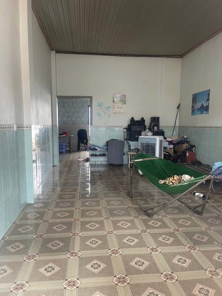 Bán Gấp Nhà 2 Mặt Tiền Hố Nai 184m² - Sổ Hồng Thổ Cư