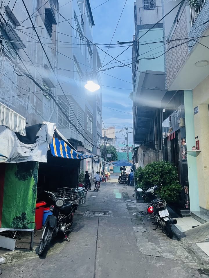 Nhà riêng Quận 11 Hàn Hải Nguyên 75m² - Ô tô vào tận nhà!