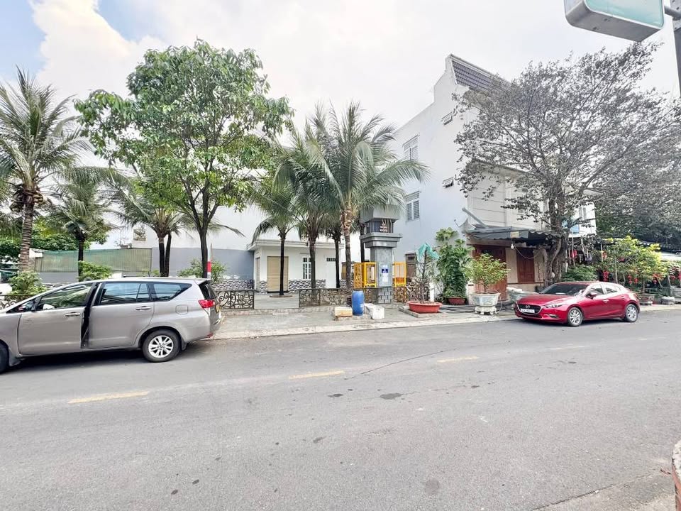 Đất Dĩ An 103m² - Sổ Hồng Full Thổ Cư, Hẻm Xe Hơi