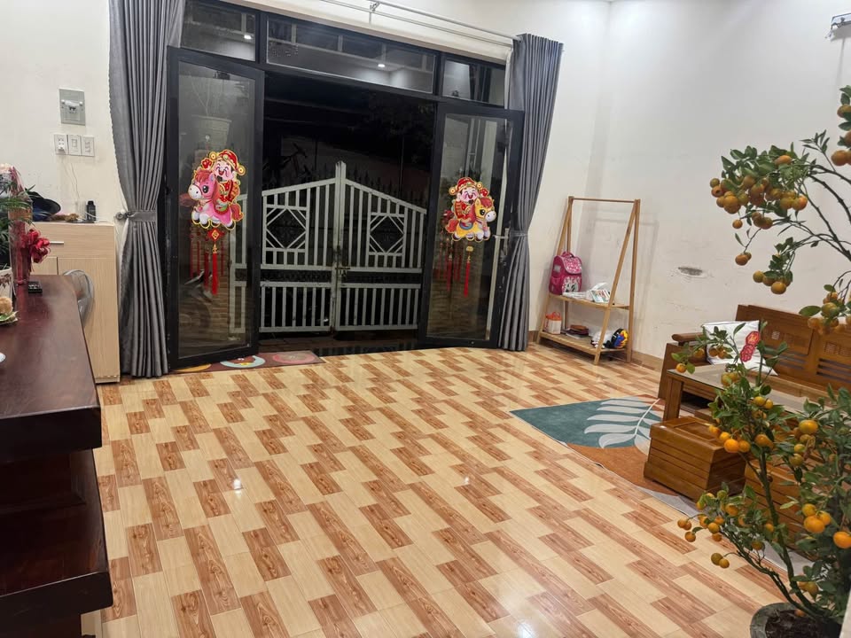 Nhà 67m² 2PN Gần Chợ Ga Nha Trang - Ô tô Tới Tận Nhà