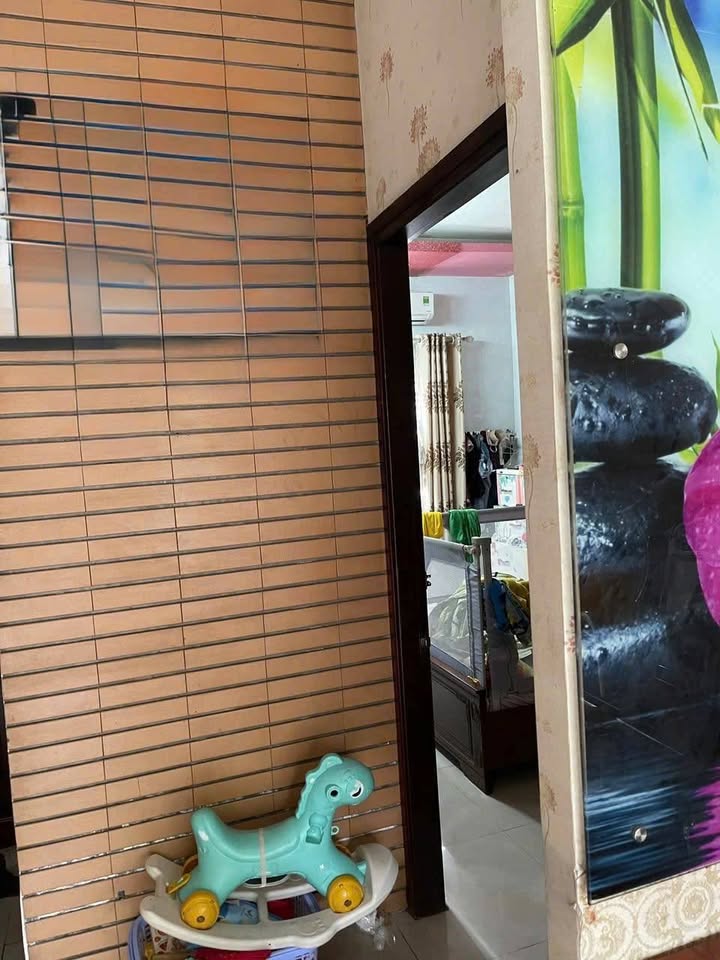 Nhà 5PN Nguyễn Việt Hồng, Cần Thơ - 200m² Lộ Tải, Giá 13 Triệu/Tháng