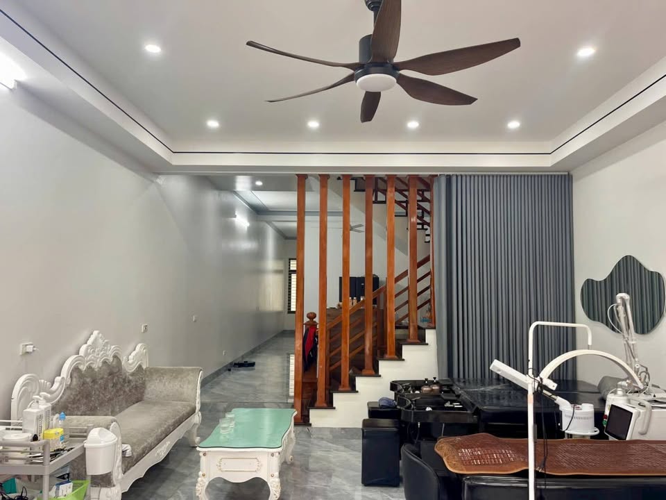 Nhà 3 Tầng Mặt Tiền 5m - Ninh Khánh, Hoa Lư - Kinh Doanh Đắc Lợi