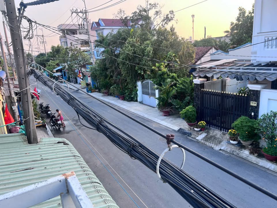 Nhà Mặt Tiền Tân Hiệp 15 Hóc Môn 144m² - Dòng Tiền Ổn Định, Ở Ngay