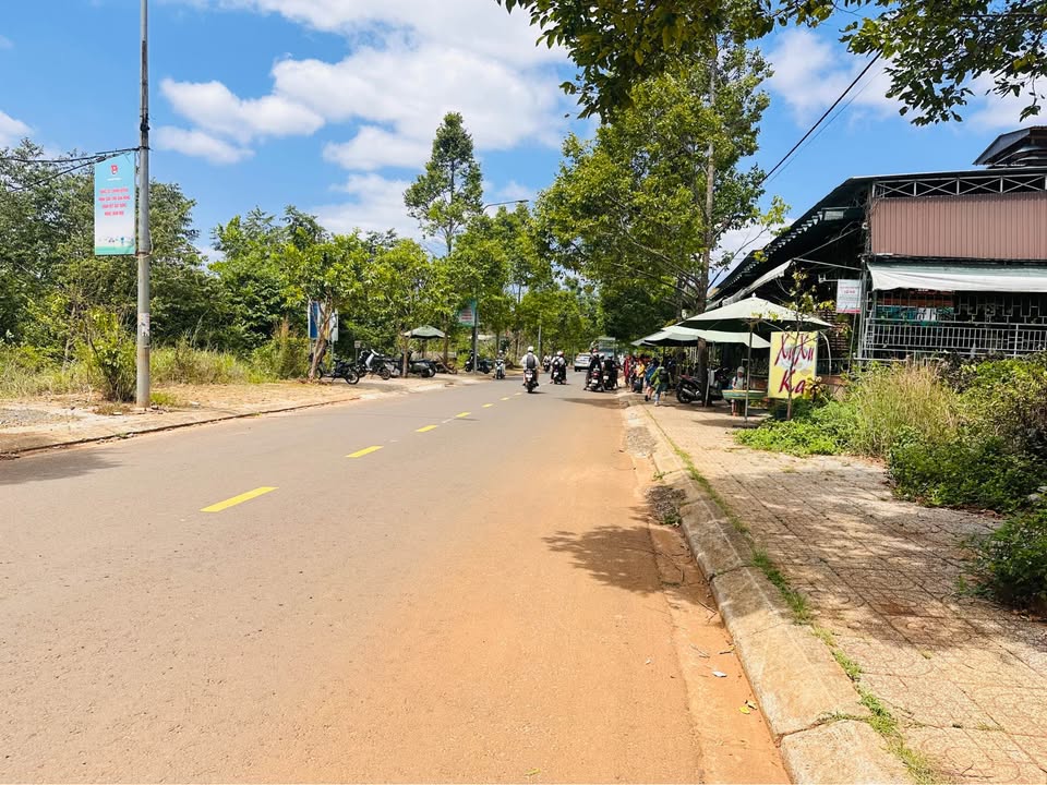 Đất Kinh Doanh Mặt Tiền Thái Phiên, Quận 3 - 180m² Giá 1.99 Tỷ