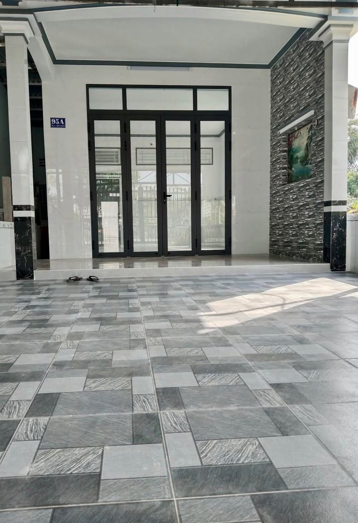 Nhà riêng Bình Thủy 213.5m² - Giá tốt hiếm có, ô tô vào tận nơi!