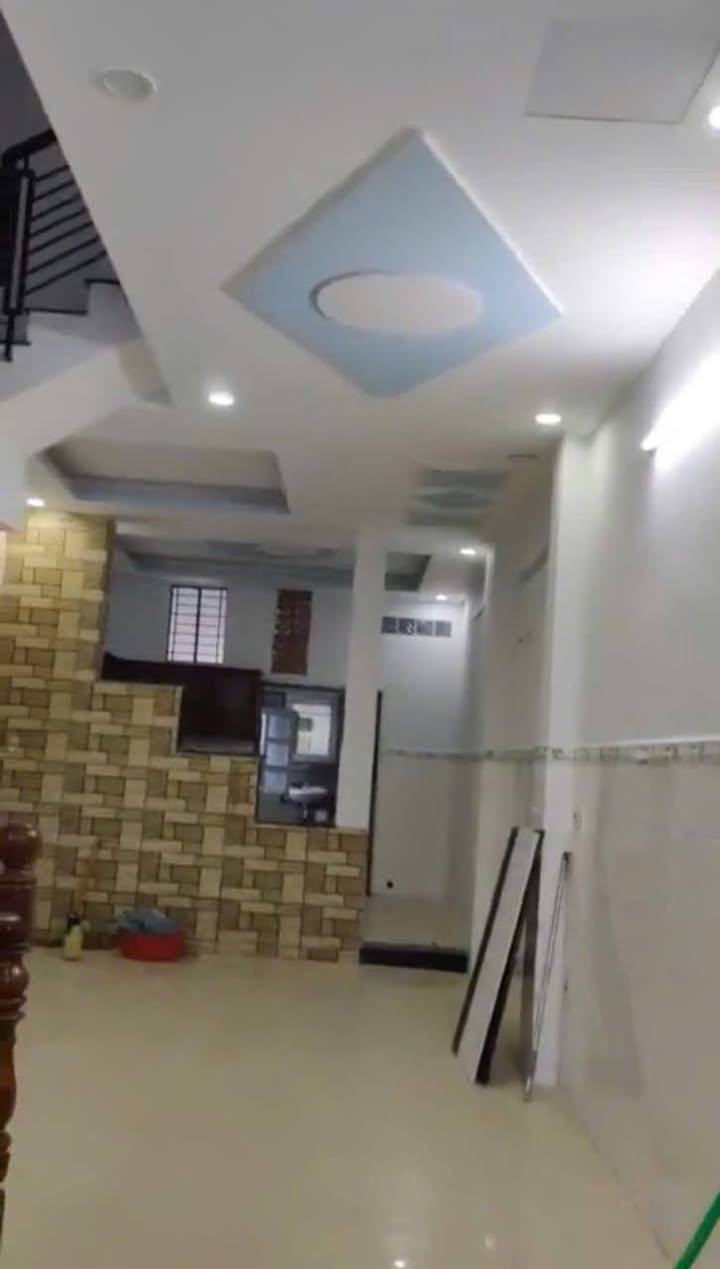 Nhà riêng Quận Tân Phú 72m² giá 12 triệu - Hẻm xe hơi, ở ngay!