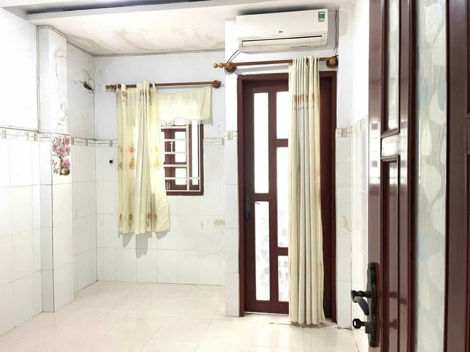 Mặt Tiền Bùi Xuân Phái Tân Phú - KD Đa Ngành, 30m², 15 Triệu/Tháng