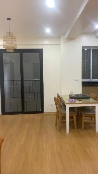 Cho thuê căn hộ 70m² Ba Đình, 11 triệu - Đầy đủ nội thất, gần Hồ Tây