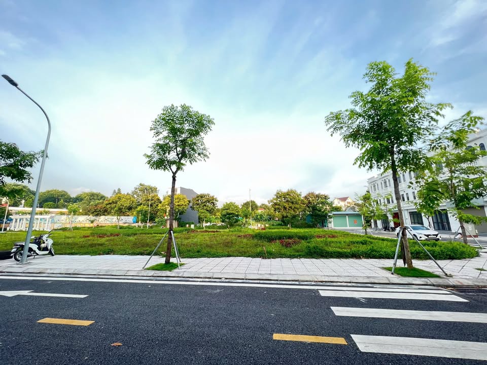 Nhà riêng Minh Phương 81m² 3 tỷ - Ô tô vào tận nhà chính chủ