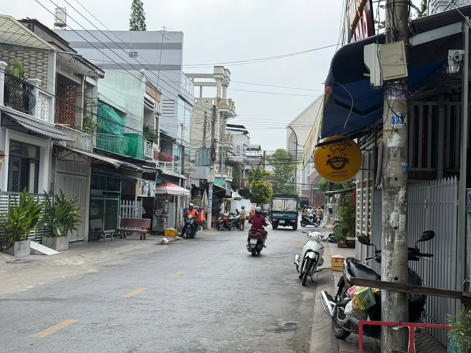 Nhà Mặt Tiền Kinh Doanh Đường Giồng Dứa, Mỹ Tho - 40m²