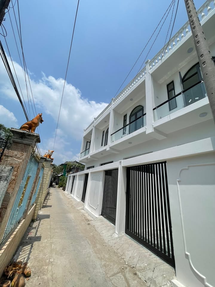 Nhà 1 Trệt 1 Lầu Kiên Cố - Phường Bình Minh, Vĩnh Long - Chỉ 9xx Triệu