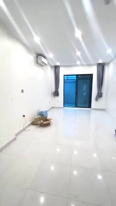 Nhà 33m² 5 Tầng Đầu Lê Trọng Tấn, Hà Đông - Giá 6 Tỷ