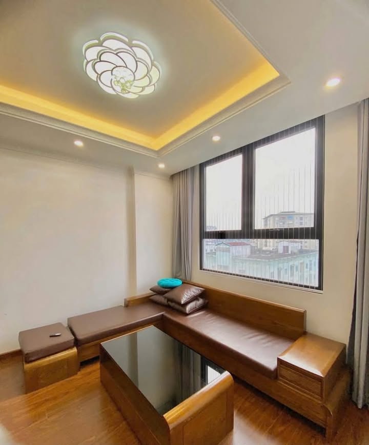 Cho thuê căn hộ Valencia Việt Hưng 2PN full nội thất, có chỗ đỗ ô tô