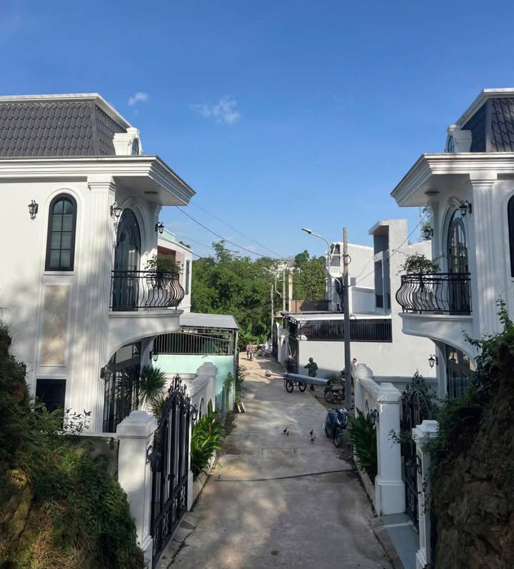 Bán Đất 100m² Đường Huyền Trân Công Chúa, Huế - Sổ Hồng Sẵn Sàng