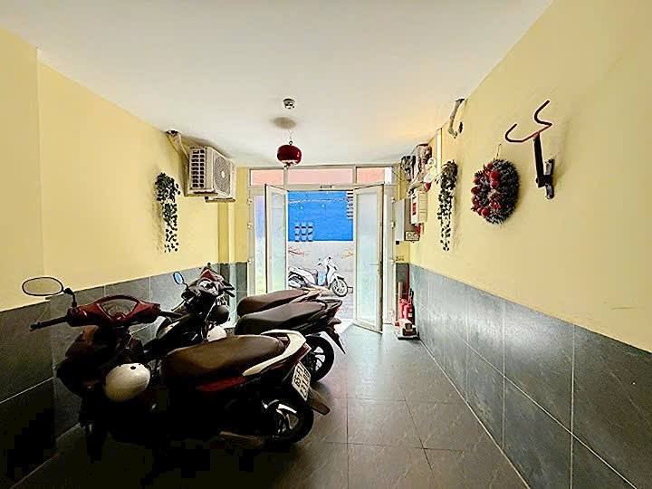 Nhà Trọ/CHDV Trung Tâm Quận 3, Trần Văn Đang, 37m², Dòng Tiền 50 Triệu/Tháng