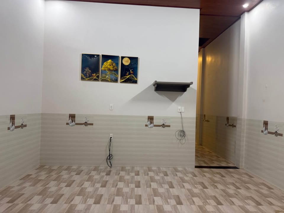 Nhà riêng Bảo Lộc 120m² - Ô tô vào tận nhà, mới 99%!