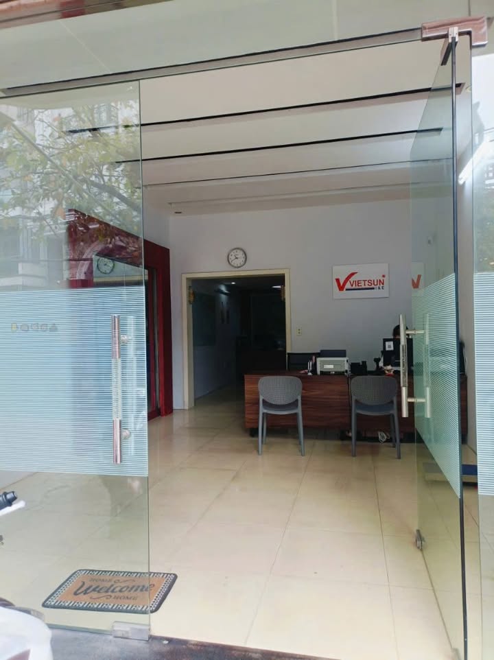 Nhà Mặt Tiền Kinh Doanh Tuyến 2 Lạch Tray, Hải Phòng - 70m² Giá Tốt