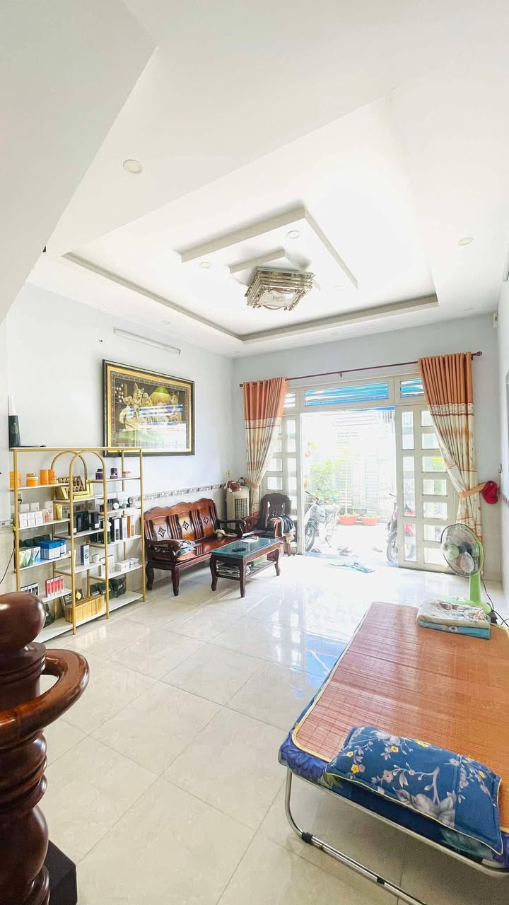 Nhà riêng Ấp Đông 1 Thới Tam Thôn 126m² giá 6.5 tỷ - Chính chủ bán