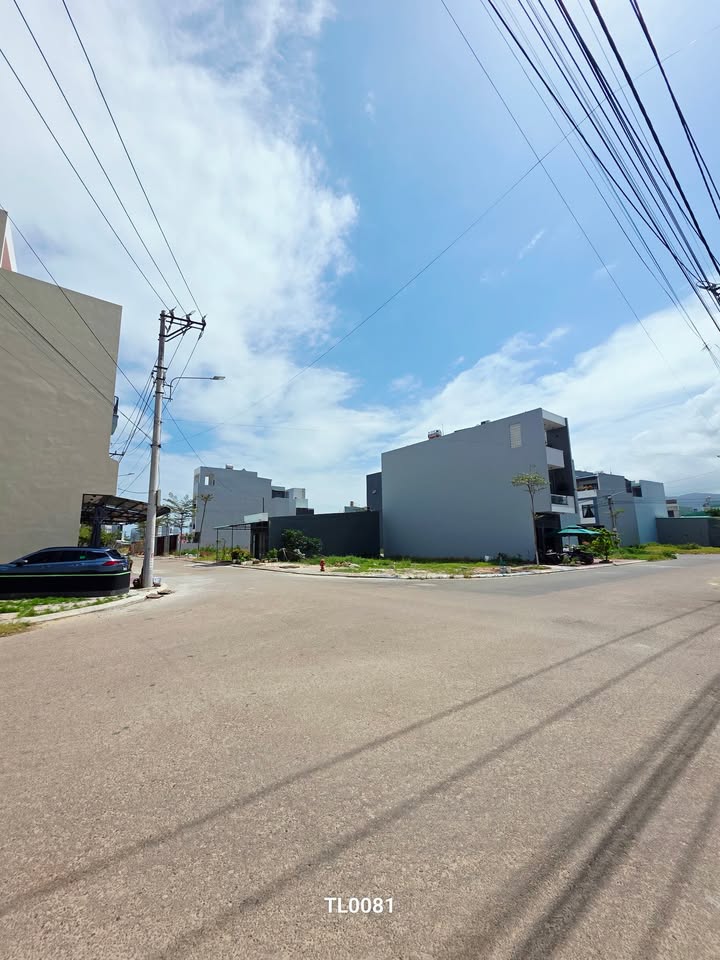 Bán Đất Mặt Tiền Trần Vẫn Dũng, Quy Nhơn - 80m² Giá 3.45 Tỷ