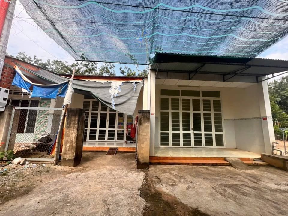 Nhà riêng Tây Ninh 196m² giá 750 triệu - Giá tốt hiếm có!