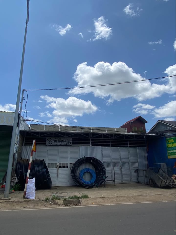 Đất Mặt Tiền Lê Hồng Phong, Đức Trọng 300m² - Giá 9 Tỷ