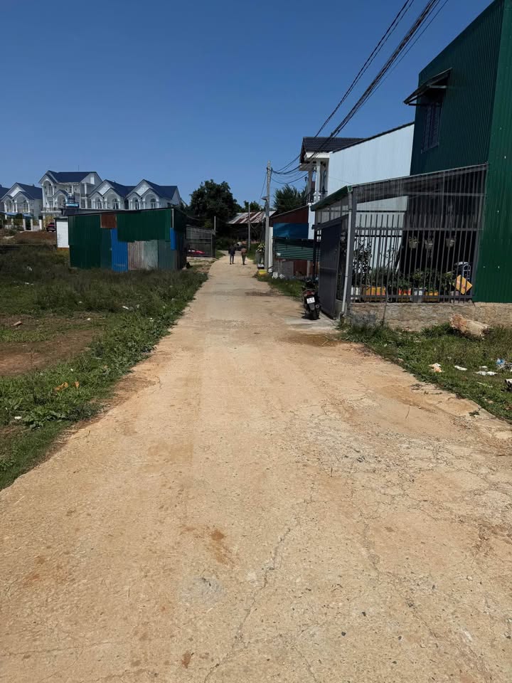 Đất nền Lang Biang, Đà Lạt 90m² giá 1.2 tỷ - Đất thổ cư 100%