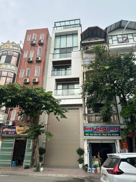 Cho thuê Tầng 1 & 2 Mặt tiền 5m Phố Lê Gia Khảm, Long Biên - Kinh doanh sầm uất