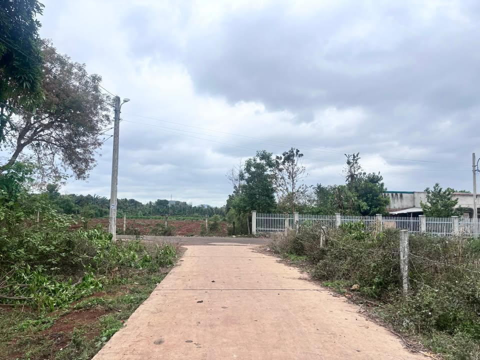 Đất nền Buôn Kbu Ea Kao 230m² giá 850 triệu - Sổ đỏ chính chủ!