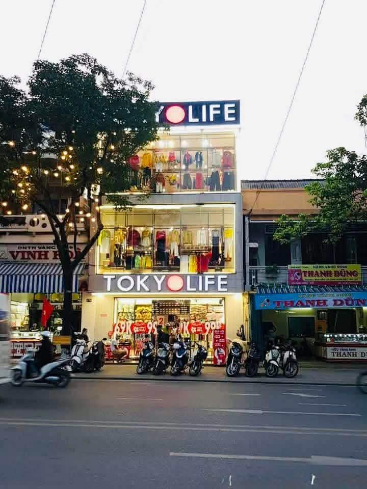 Mặt Tiền Hùng Vương, Huế - Kinh Doanh Đỉnh Cao, 95m², 60 Triệu/Tháng