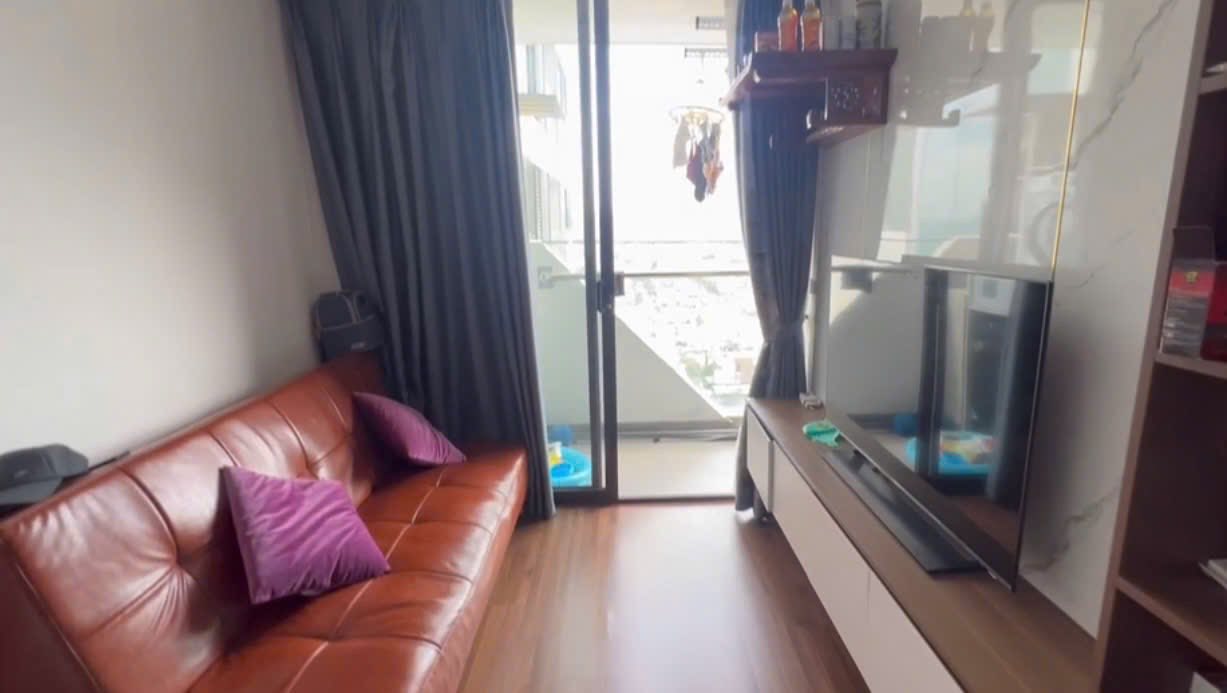 Chung cư GreenDiamond Hạ Long 50m² - 2 Tỷ - Ban công Đông Bắc