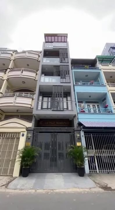 Nhà phố Hẻm 3 Tháng 2 Q10 79m² 29.5 tỷ - Ô tô vào tận nhà!