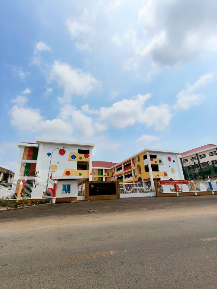 Nhà 2 Tầng Đường 160, TP Thủ Đức - 62m² Sổ Hồng Giá 6.9 Tỷ