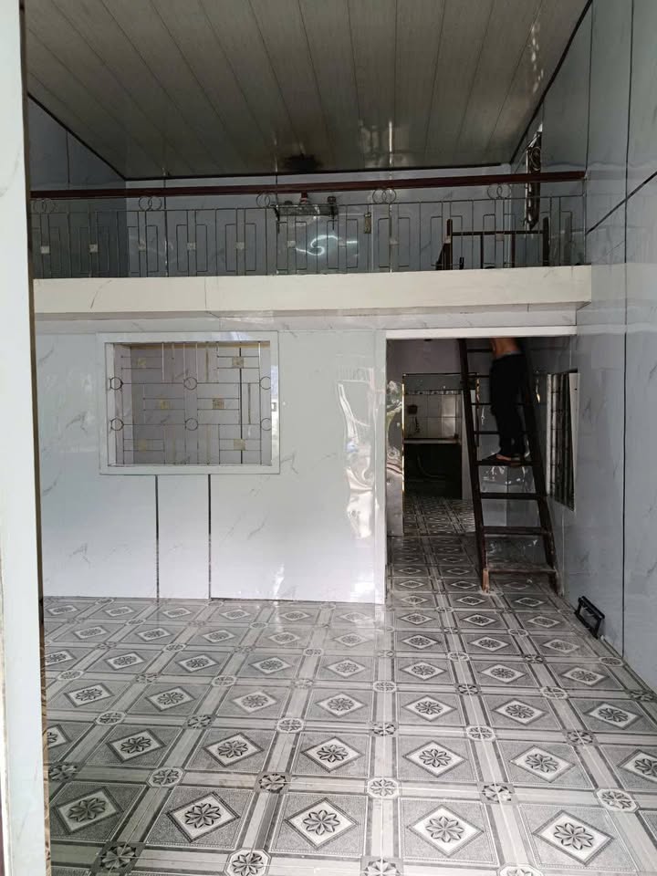 Cho thuê nhà Trương Định, Tam Kỳ 3PN, Sân ô tô - 2.5 Triệu/Tháng