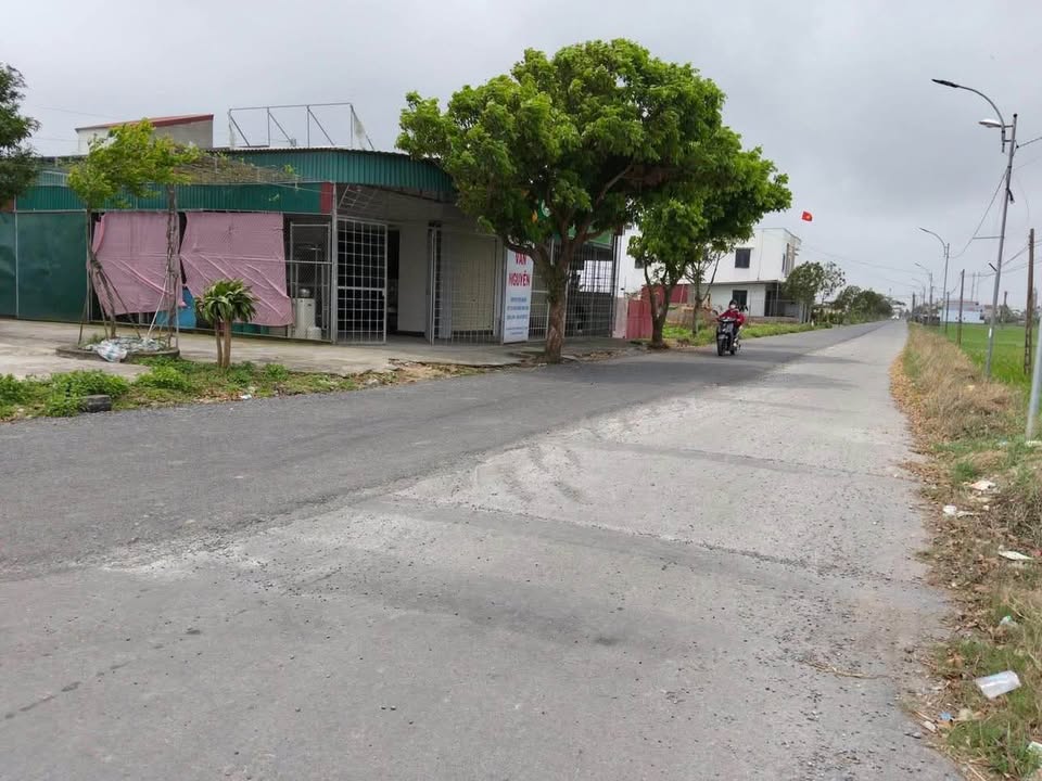 Đất Mặt Đường Trục Huyện Thụy Duyên, Thái Thụy - 100m² Sổ Đỏ Giá Tốt