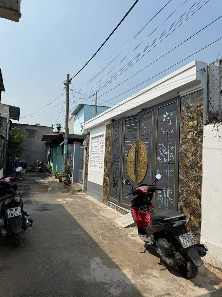 Nhà 140m² Hóc Môn - Sổ hồng riêng, 3PN, Sân vườn, Giá 5.15 tỷ